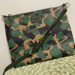 NWOT Tignanello Green Leather Camo Zipper Top Crossbody Purse